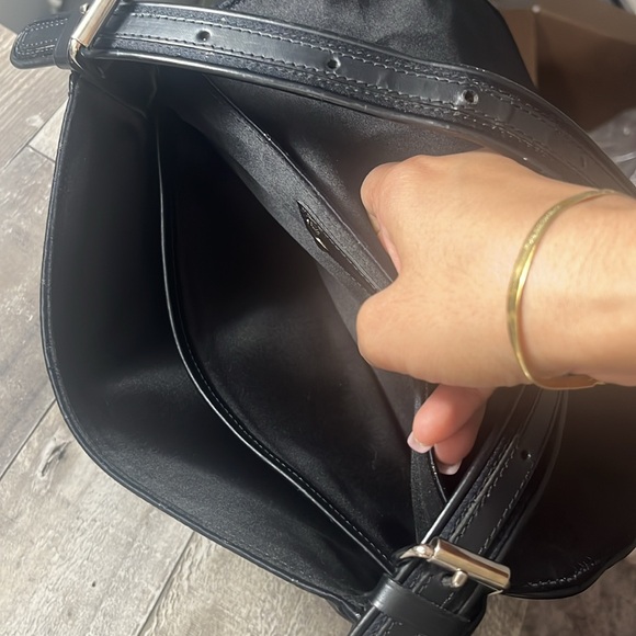 LOUIS VUITTON Giraffe CONTE DE FÉES Adjustable Crossbody. Soft satin material! - Picture 7 of 11